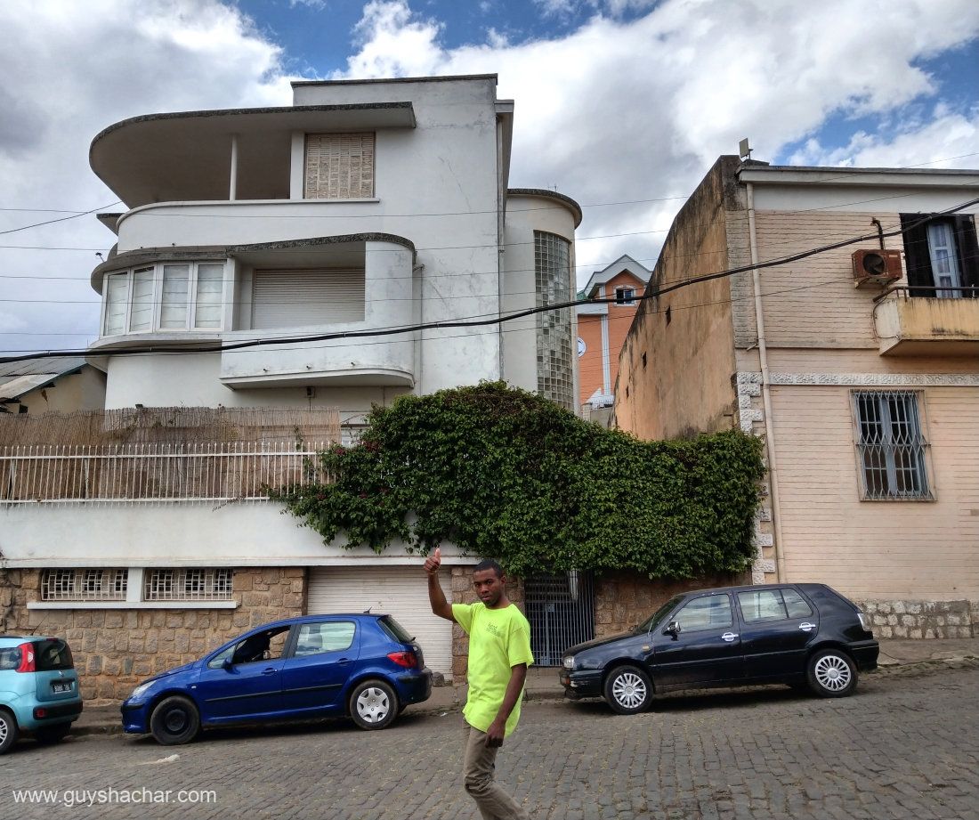 Antananarivo_Modernism_IMAG3530