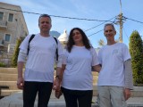 At the starting point - Paris Sq. Thomas Fietz with Yael Levanon and Guy Shachar