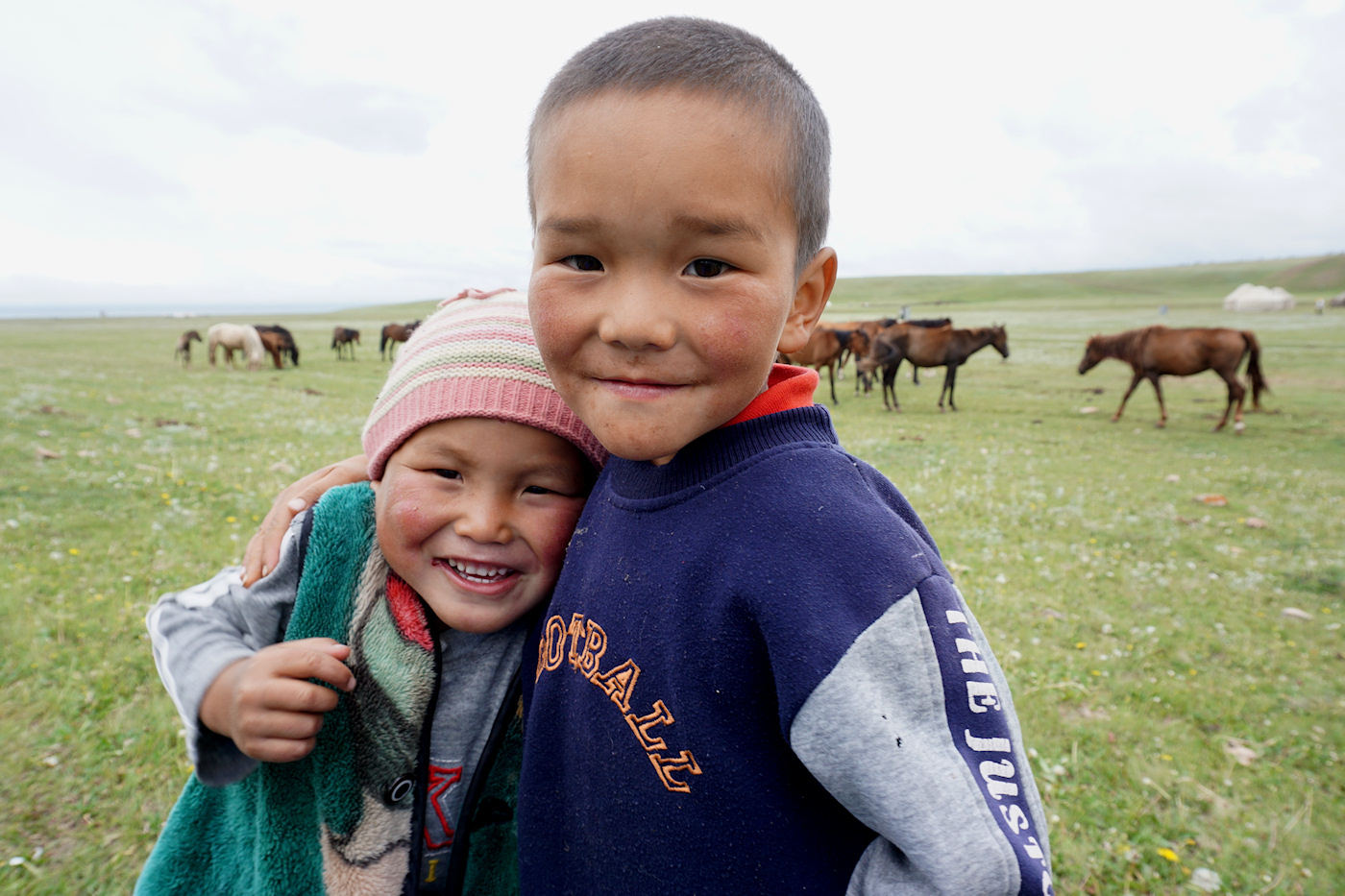 Маленький киргиз. Киргизия люди. Коренные кыргызы. Нация кыргыз. Коренное население Кыргызстана.