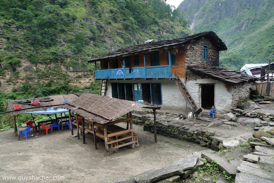 Nepal_Houses_Lodges_P1700843.jpg