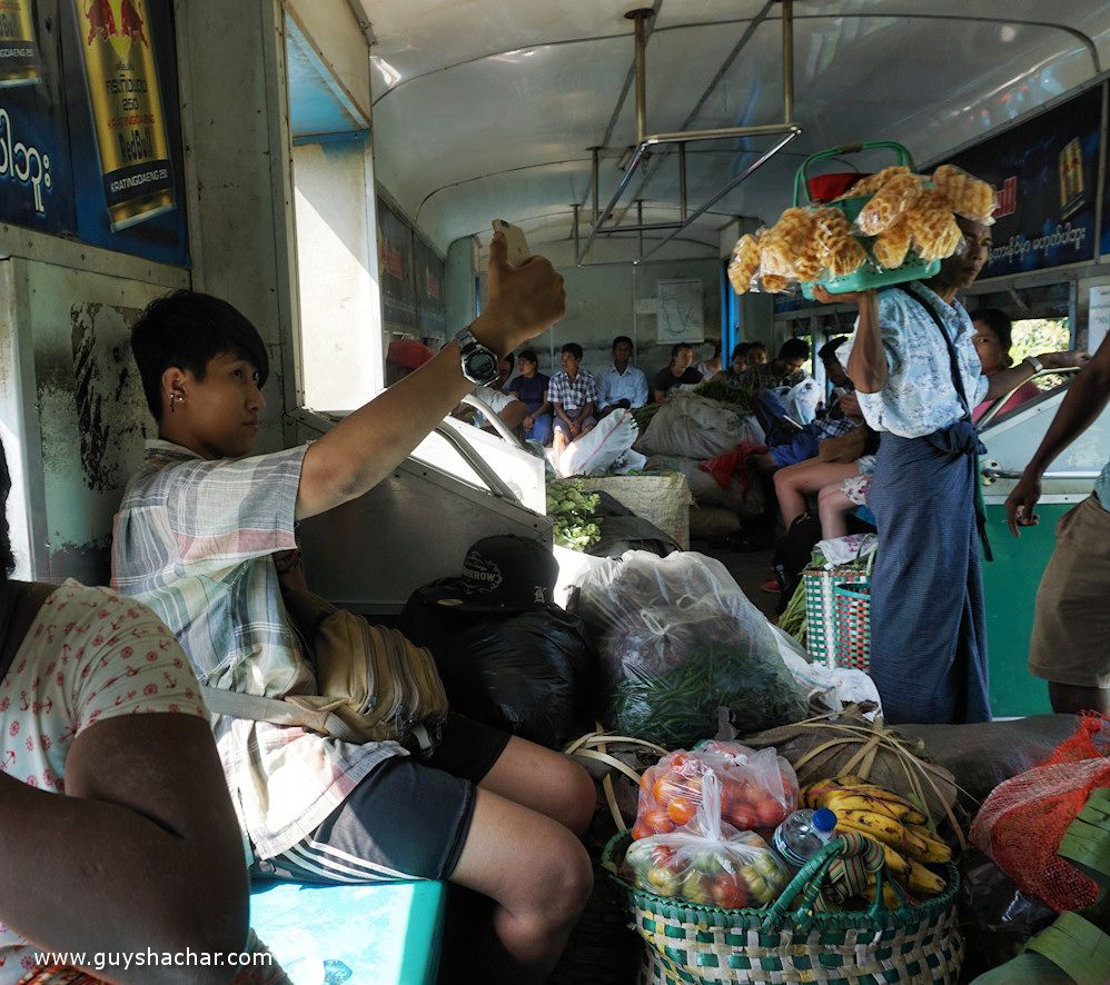 Yangon_Railway_People_DSC03328