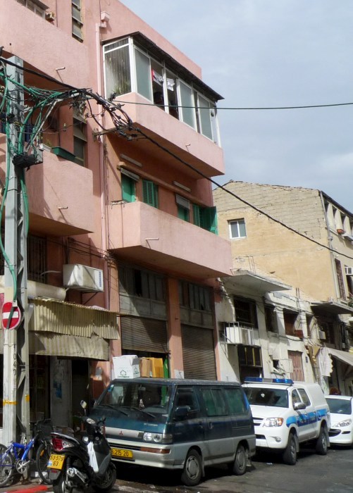 israeli_balconies_p1030515.jpg