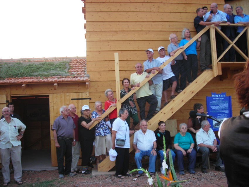 Dgania-100-DSCN3172.jpg