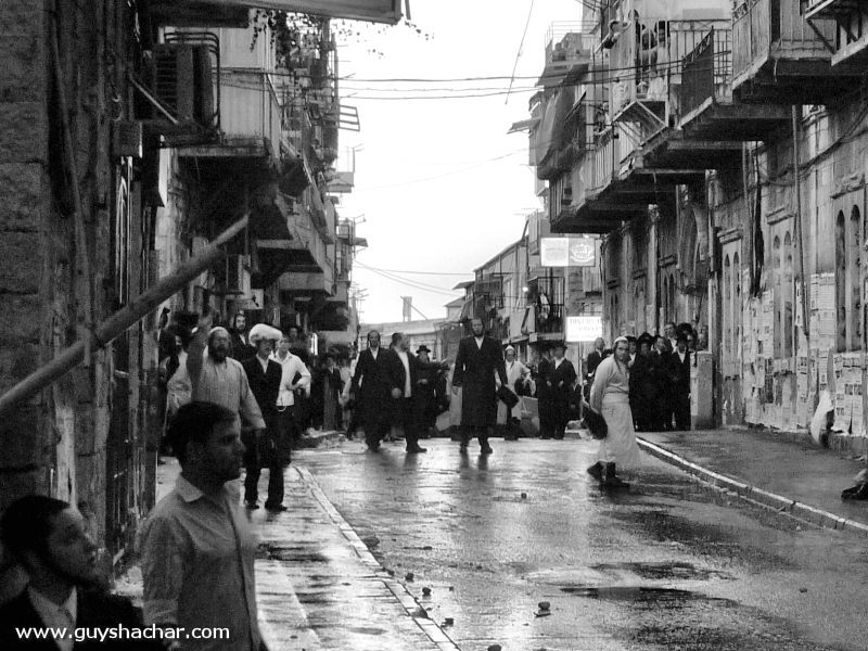 haredim_1140544bw.jpg