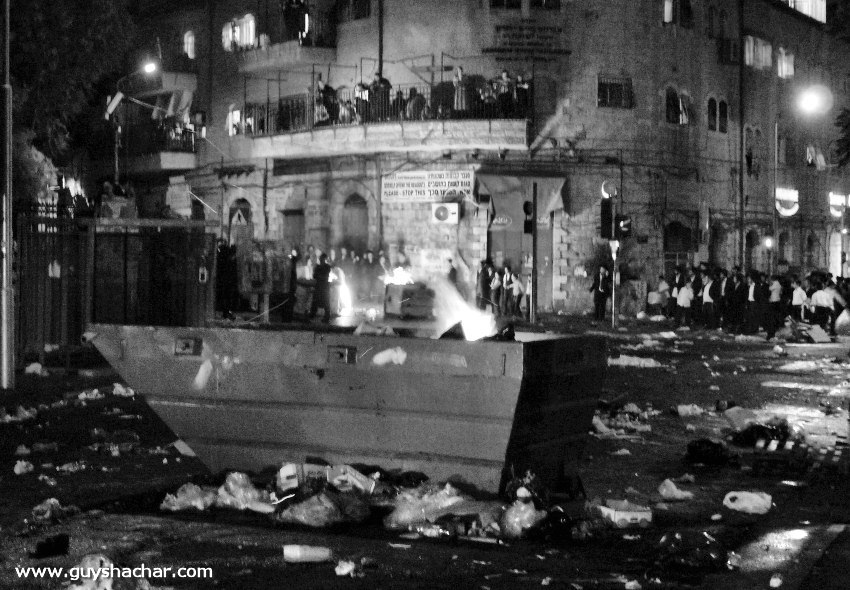 haredim_1140597bw.jpg