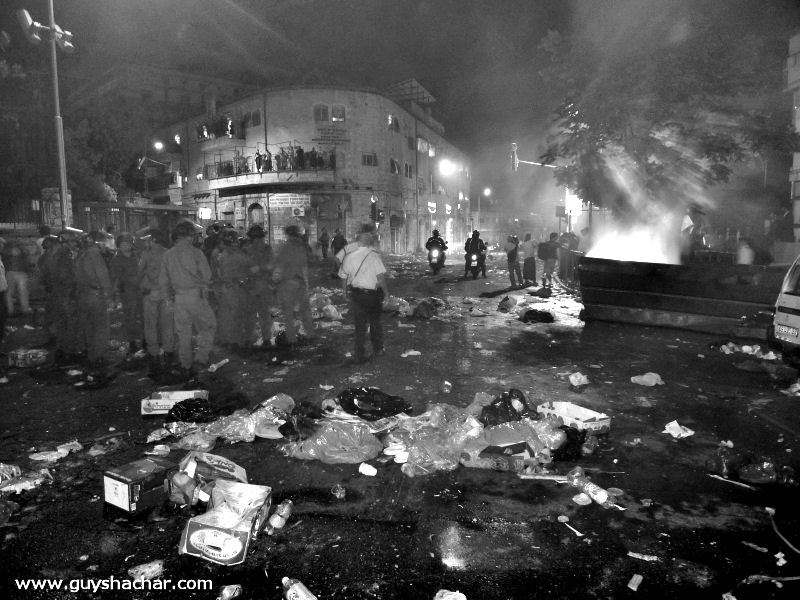 haredim_1140645bw.jpg