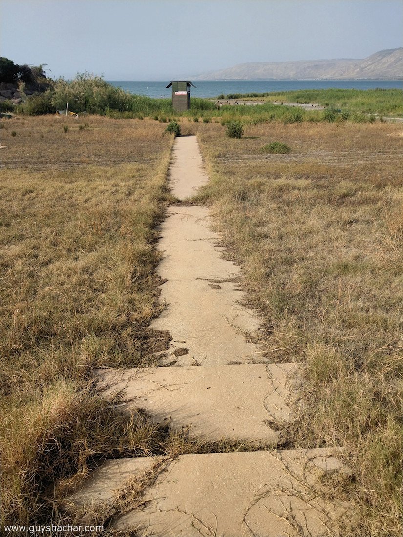 Abandoned_Tzemah_Beach_IMAG1002