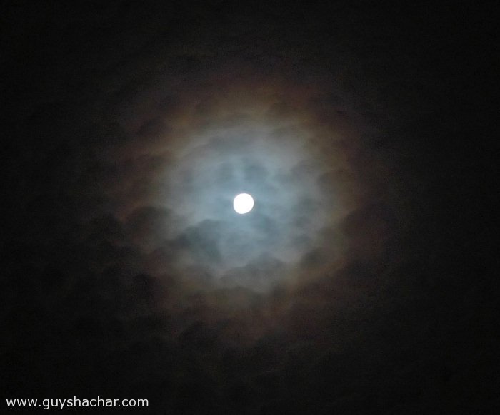 Moon_Clouds_P1360497.JPG