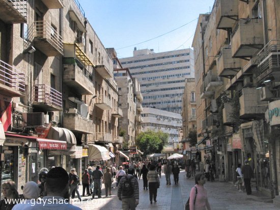 Shimur_jerusalem_buildings_people_4832.jpg