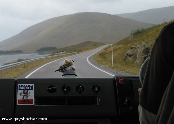 world_scotland_bus_willie_9698.jpg