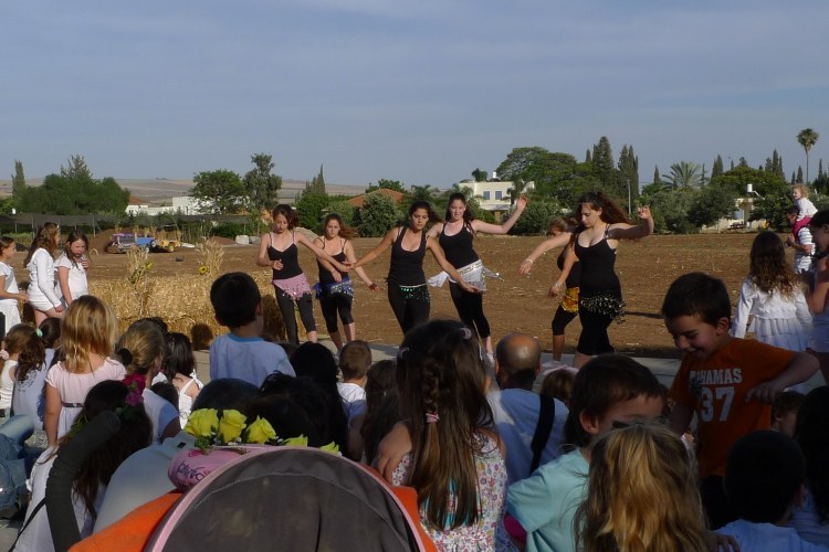 Shavuot_Shadmot_Dvora_P1380097.jpg