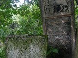 Suceava_Romania_Jewish_Cemetery_-P1680707.jpg