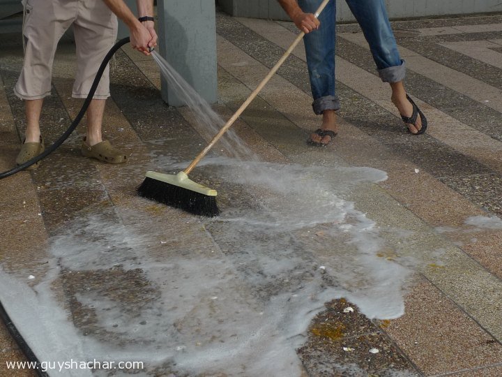 Technion_Egg_Drop_P1370105.jpg