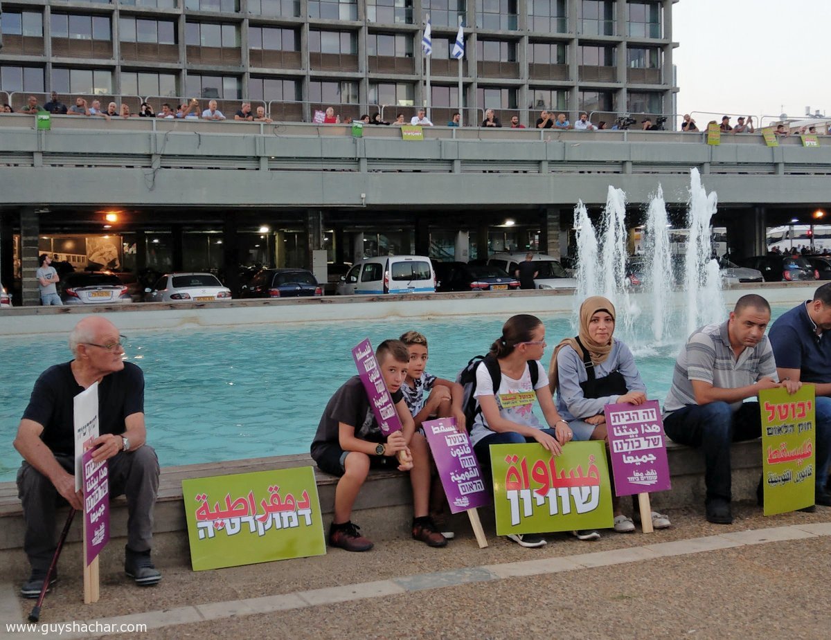 Tel_Aviv_Democracy_Rally_2017_2018_IMAG2388