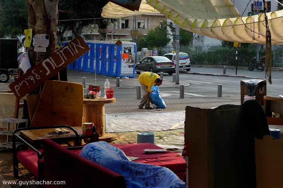 Tel_Aviv_Tents_-P1670465.jpg