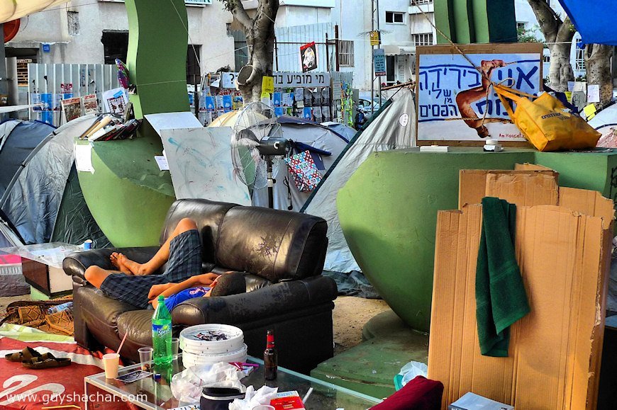 Tel_Aviv_Tents_-P1670469.jpg