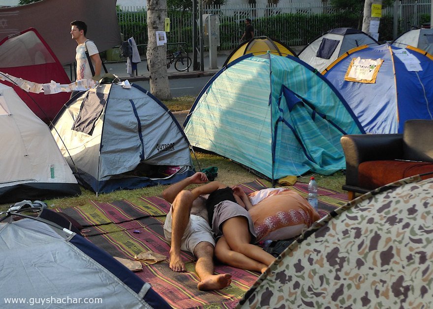 Tel_Aviv_Tents_-P1670486.jpg